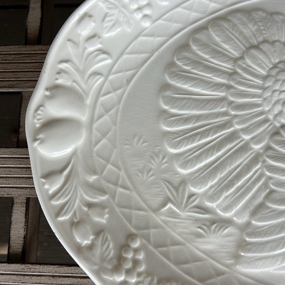 LARGE WHITE OVAL ceramic turkey PLATTER  WITH RAISED EMBOSSED FRUIT pattern - Picture 3 of 8